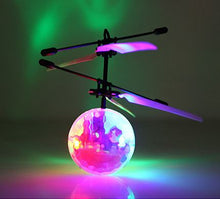 Cargar imagen en el visor de la galería, Bola Voladora LED con hélices